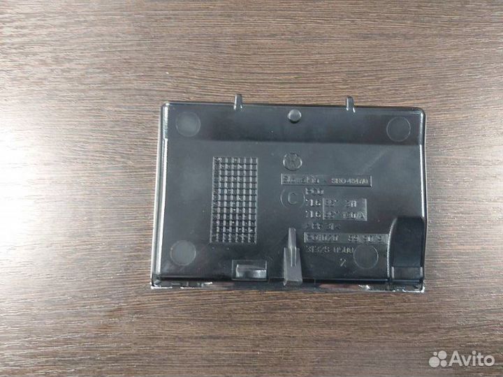 Пепельница Volkswagen Touareg 1 2.5D 2008