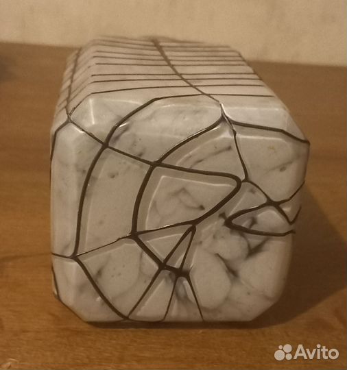 Антикварная чайница 