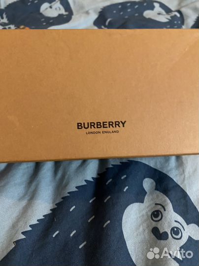 Солнцезащитные очки burberry