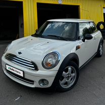 MINI One 1.6 AT, 2010, 195 000 км, с пробегом, цена 625 000 руб.