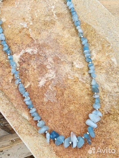 Бусы из натуральных камней