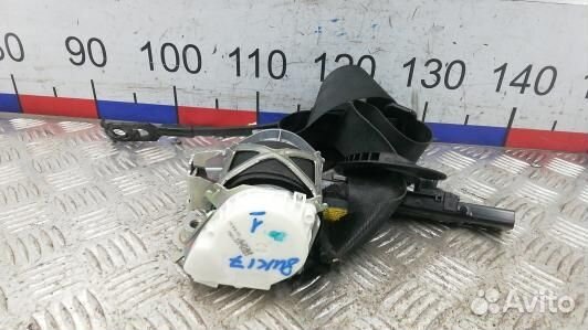 Ремень безопасности с пиропатроном сиденья передне