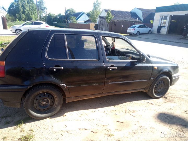 Запчасти на фольцваген гольф3