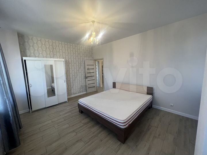 4-к. квартира, 140 м², 2/3 эт.