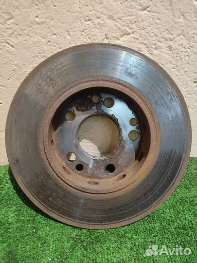 Передний тормозной диск Mercedes-Benz w201 w124