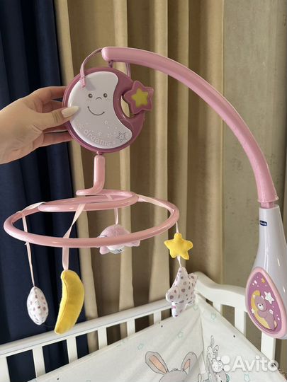 Мобиль в кроватку chicco