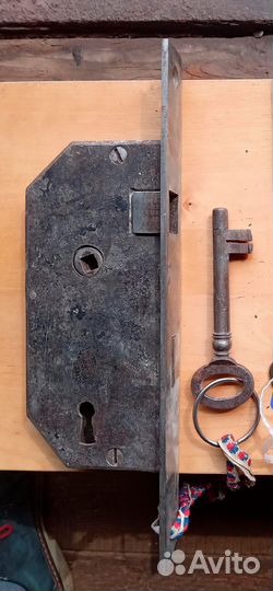 Замок врезной старинный