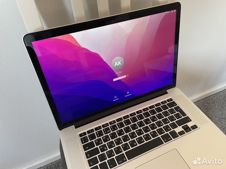 Apple MacBook Pro 15/mid 2015/i7 2.2/16GB/512GB