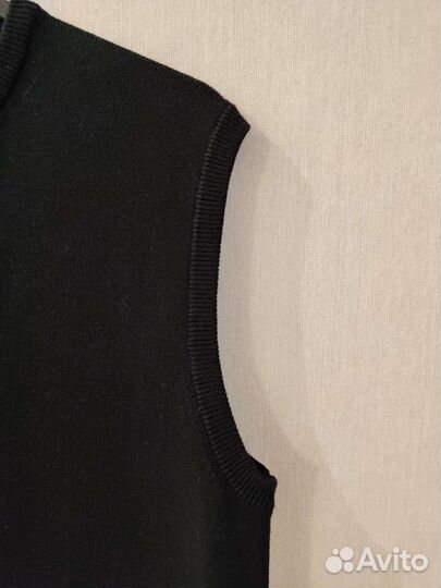 Жилетка школьная чëрная 152 158