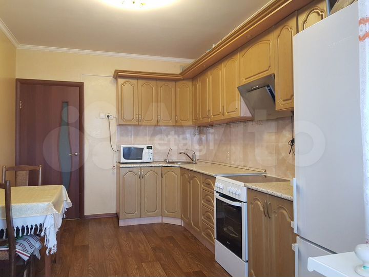 2-к. квартира, 77,8 м², 14/17 эт.