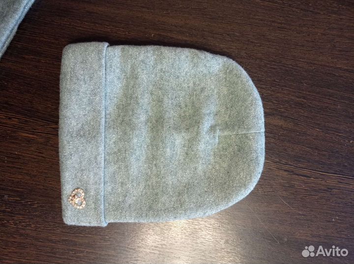 Комплект шапка и снуд новый