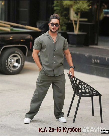 Настольная фигурка