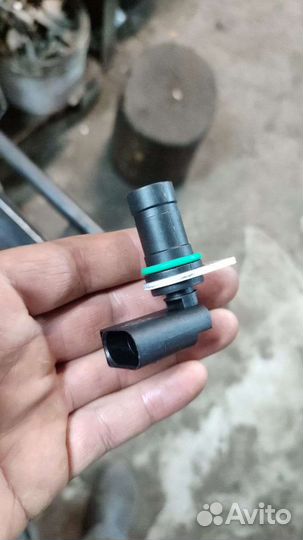 Датчик положения коленвала BMW