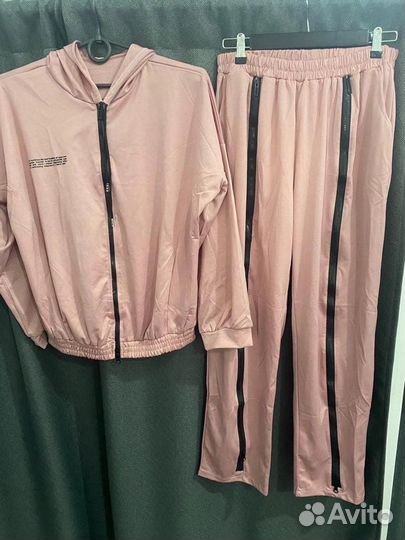Костюм спортивный