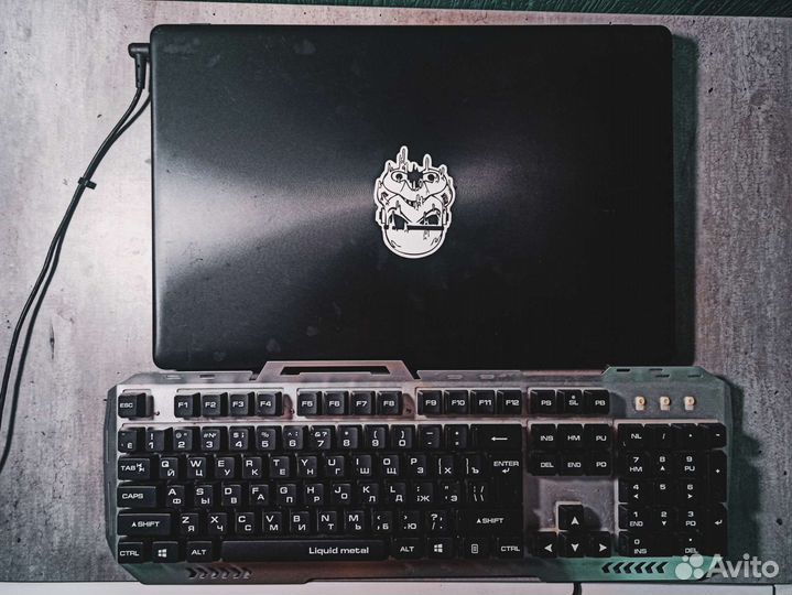 Ноутбук Asus x550l