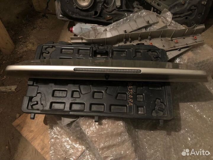 Спойлер на nissan bassara