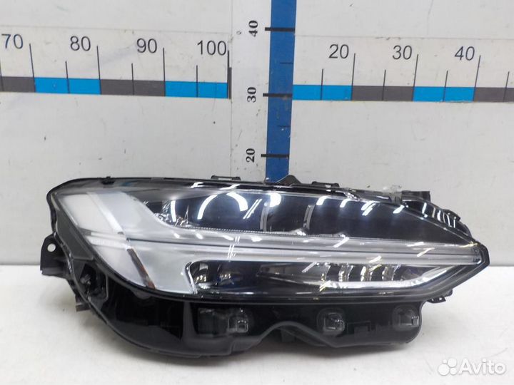 Фара правая Volvo V90/V90 Cross Country