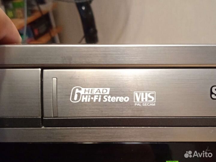 Видеомагнитофон-комбо и двд