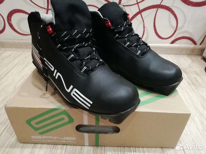 Лыжные ботинки 43 размер