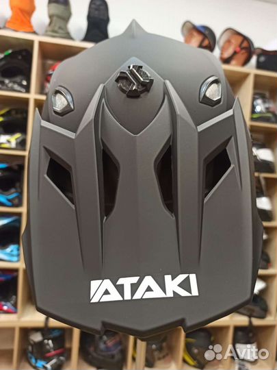 Кроссовый шлем