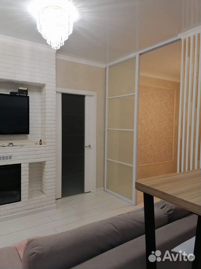 Раздвижные перегородки, двери купе