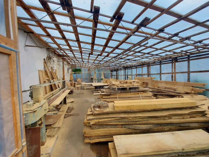 Производство, 2700 м²