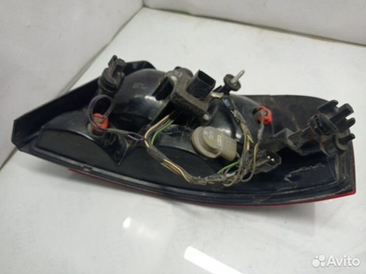 Фонарь задний задний левый Chrysler Sebring