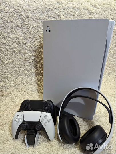 PlayStation 5 с дисководом, ростест. Комплект
