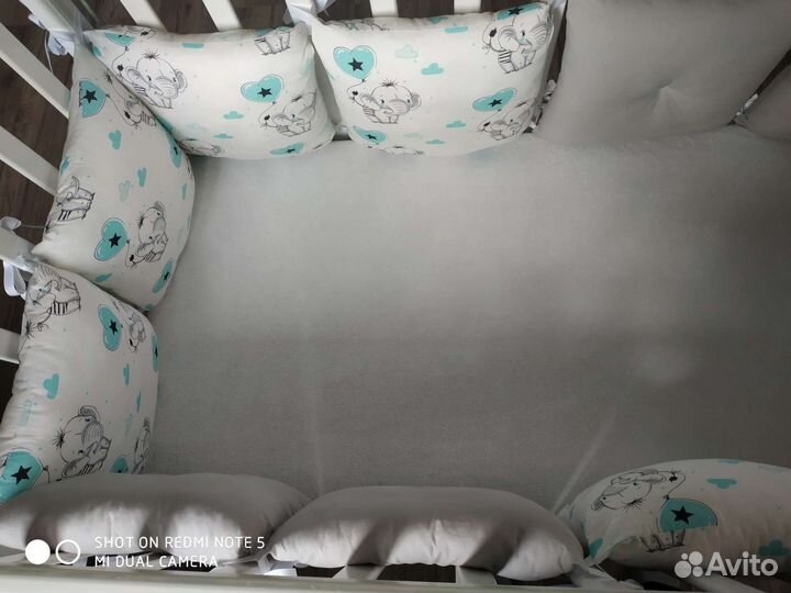 Комплект в детскую кроватку