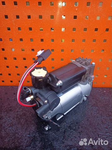 Компрессор подвески Mercedes w 220