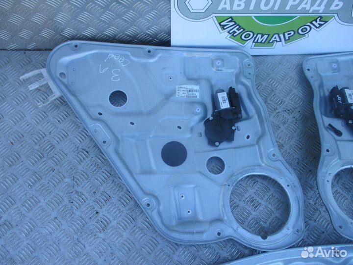 Стеклоподъемник электрический задний Kia Ceed 1