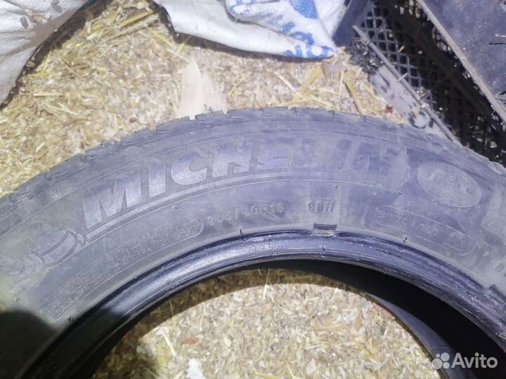Michelin X-Ice 205/60 R16