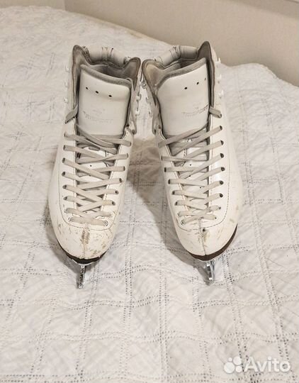 Фигурные коньки risport RF3