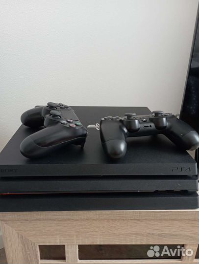 Sony playstation 4 PS4 pro 1tb