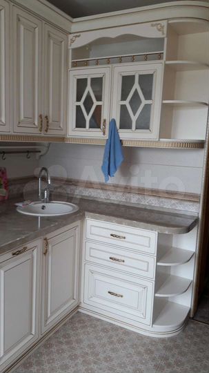 2-к. квартира, 43 м², 8/9 эт.