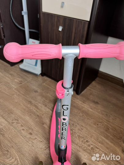 Самокат glober