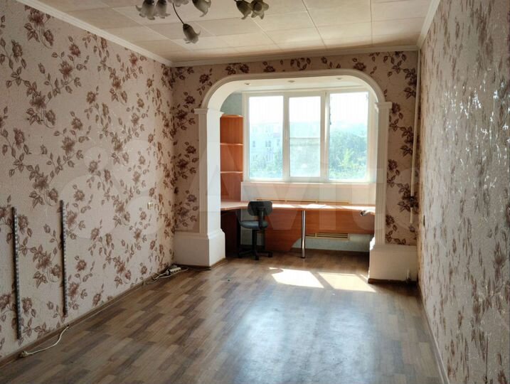 4-к. квартира, 102 м², 3/5 эт.