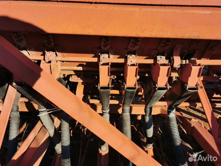 Сеялка Красная Звезда СЗТ-3.6А, 2003