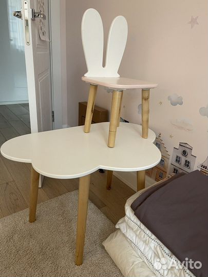 Детский столик и стульчик