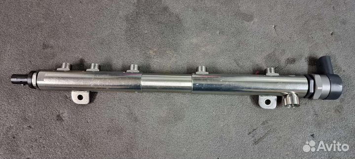 Рампа (рейка) топливная Common Rail A6460702095
