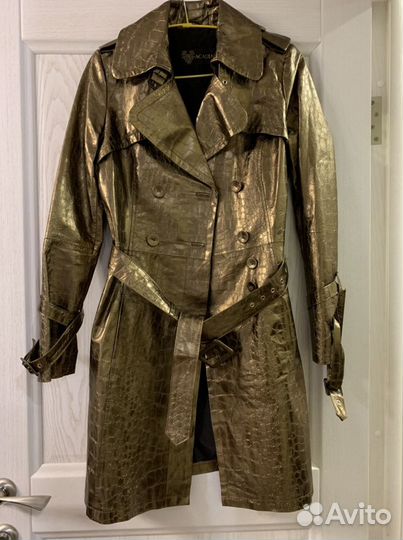 Кожаное женское пальто 44