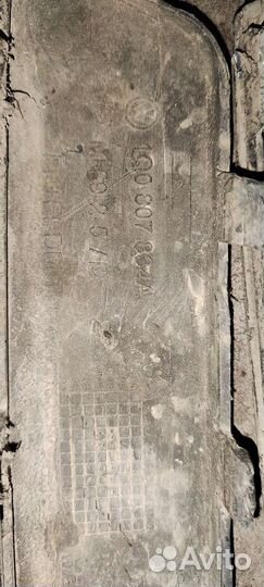 Накладка переднего бампера 1Q0807833A 1Q0807834A