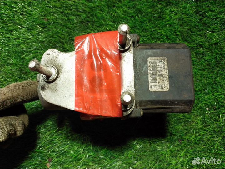 Блок ABS Volkswagen Phaeton I