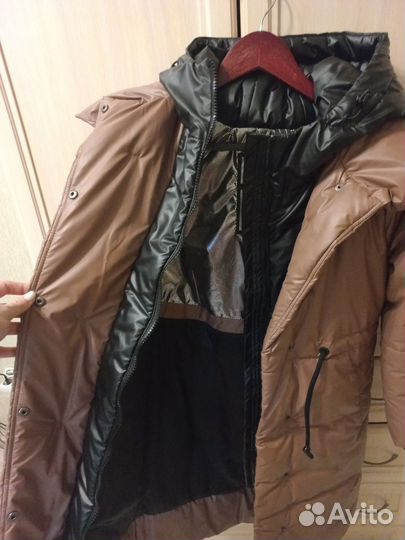 Пуховик женский 42 44