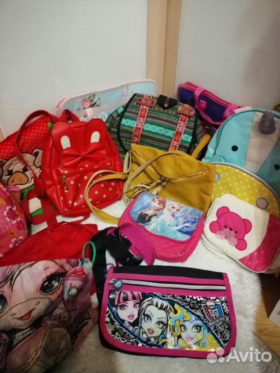 Детские сумки и рюкзаки пакетом