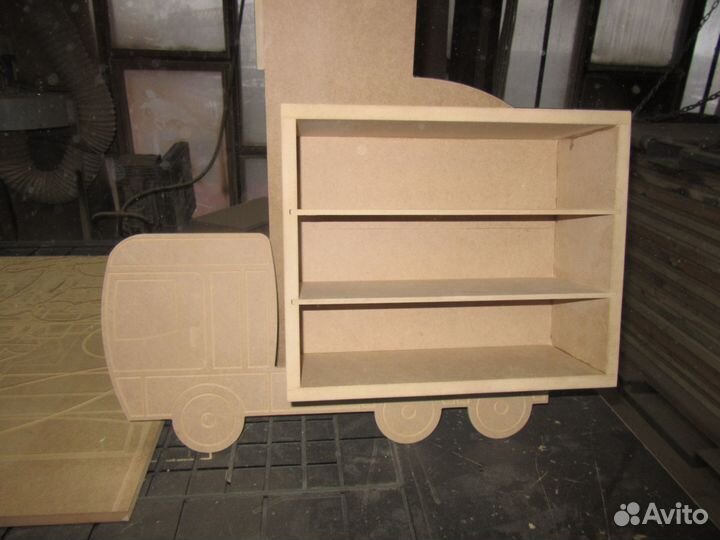 Детские полочки для машинок