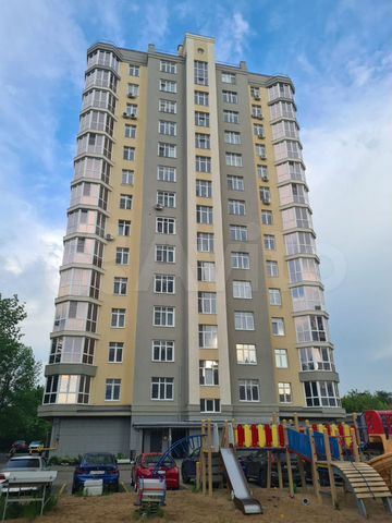 3-к. квартира, 85 м², 8/13 эт.