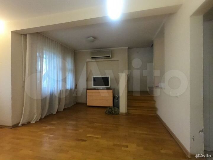 4-к. квартира, 130 м², 5/6 эт.