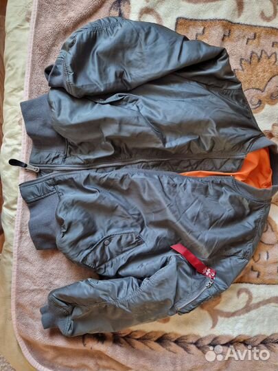 Мужская куртка бомбер