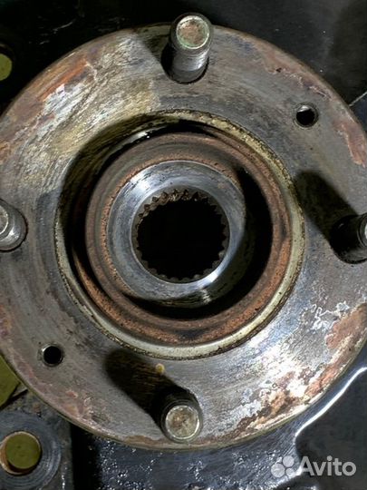 Поворотный кулак передний левый Kia Rio 3 QB G4FC